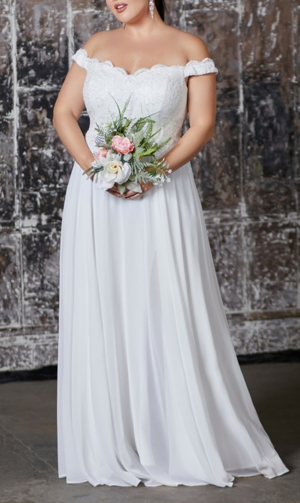 New off shoulder wedding dress, plus size gown